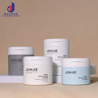 100 ग्राम 120 ग्राम कस्टम कॉस्मेटिक जार खाली प्लास्टिक जार ढक्कन और प्लास्टिक टोपी के साथ